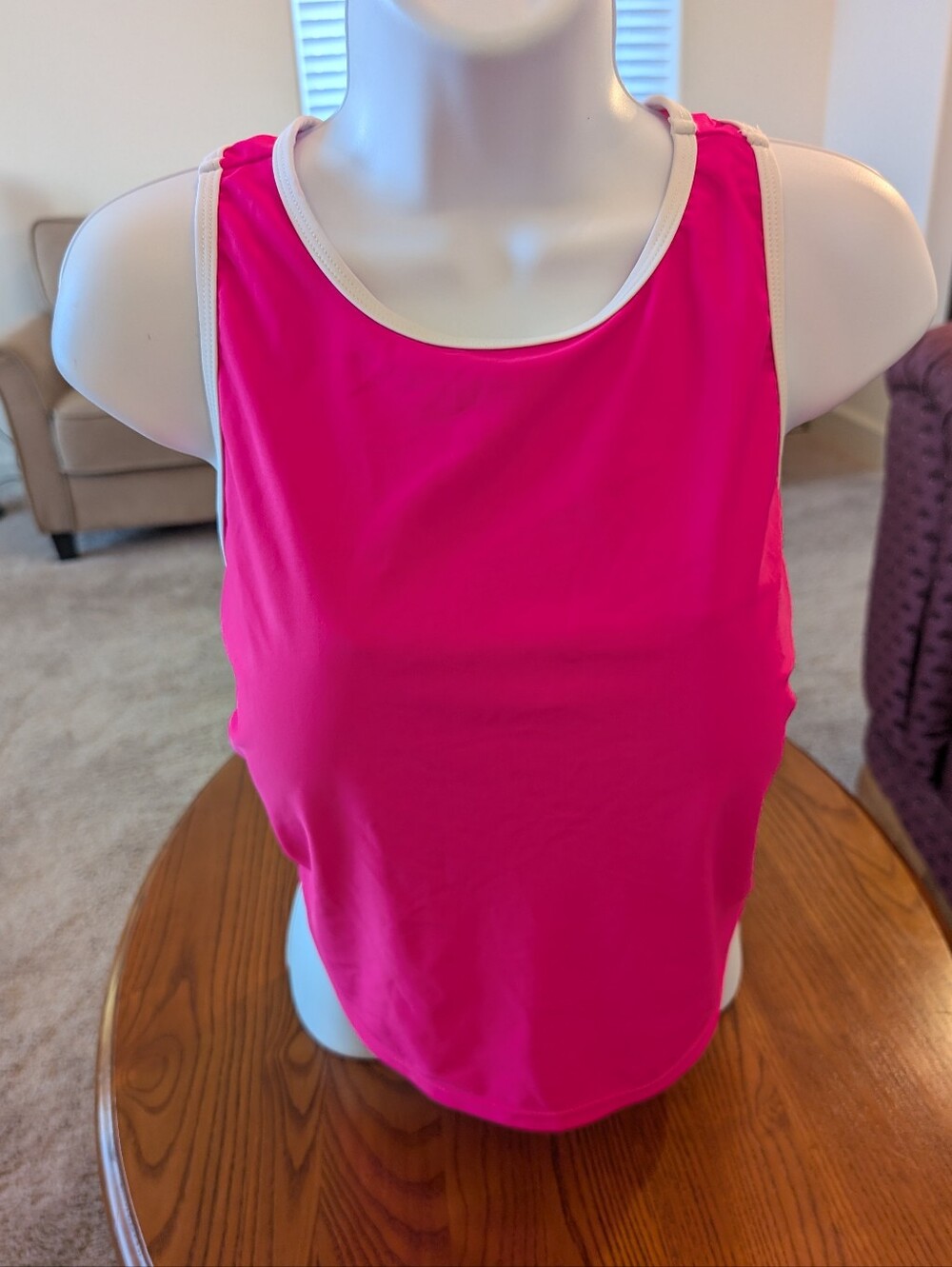torrid Hot Pink Scoop Neck Racerback Tank With Shelf Bra, Size 3 - NEW